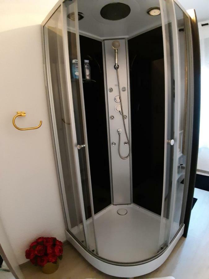 Room Lux Spa " Tabarka " Экстерьер фото